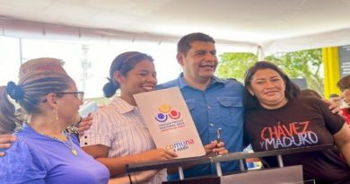 Comunas de Caroní reciben financiamientos para proyectos de Consultas Populares