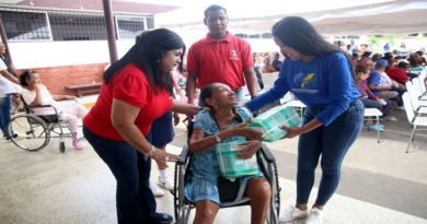 Favorecidos adultos mayores con jornada integral “Más Años Más Amor” en El Furrial