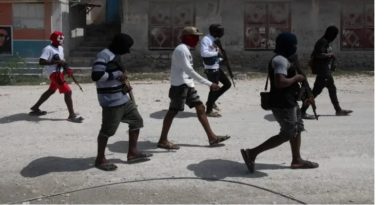 Atentan contra helicóptero de la ONU en Haití