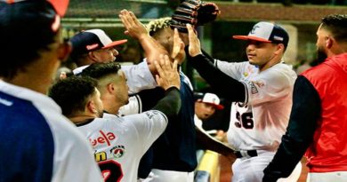 Caribes reaccionó al debutar en su choza contra Bravos