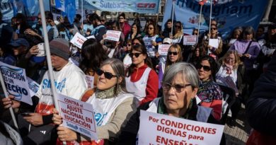 Milei enfrenta la segunda marcha universitaria por presupuesto para la educación