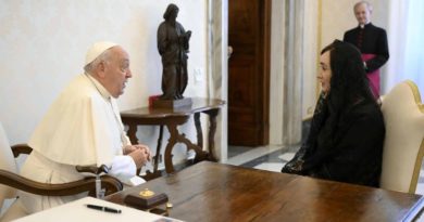 Papa Francisco y Vicepresidenta Argentina se encuentran “cordialmente” en Vaticano