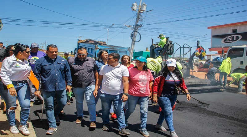Plan de Asfaltado Comunitario inicia en el municipio Colina de Falcón