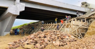 Gobierno de Anzoátegui inspecciona trabajos de rehabilitación vial