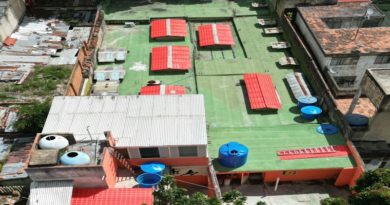 Entregan la escuela “Antonio Vaamonde” de la parroquia La Pastora