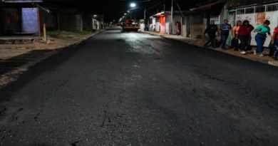 Aplican 300 toneladas de asfalto en municipio Freites de Anzoátegui