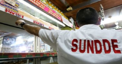 Sundde exhorta a denunciar comercios que no cobren dólar oficial