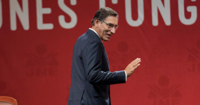 Justicia peruana inicia juicio contra expresidente Vizcarra por presunta corrupción