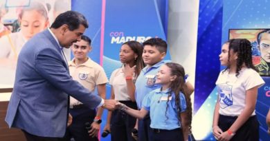 Venezuela avanza hacia el 100 por ciento de escolaridad pública