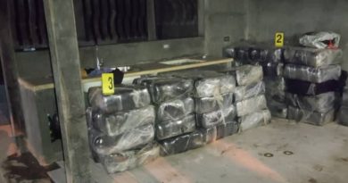 Detienen a dos colombianos en Sucre por trasladar 970 kilos de drogas