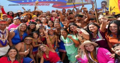 Jefe de Estado exalta lucha y rebeldía de los pueblos indígenas