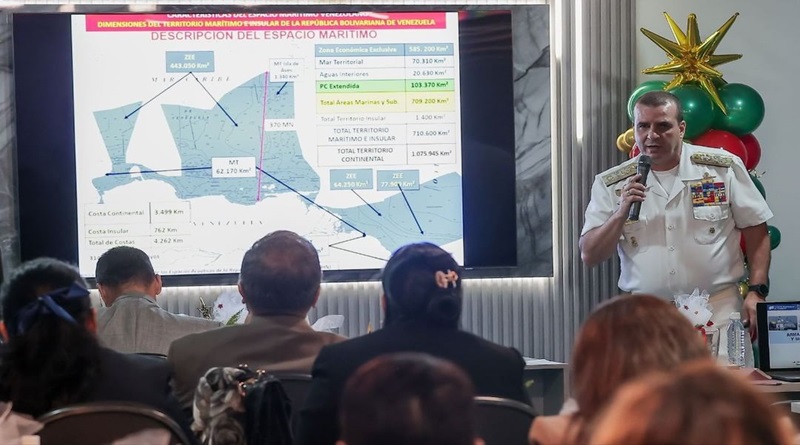 Cursantes de postdoctorado conocen Poder Naval de Venezuela