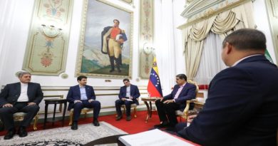 Caracas y Teherán fortalecen cooperación en el área comunicacional