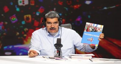 Congreso del Bloque Histórico trabajará más de 300 mil propuestas al plan 7T