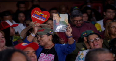 Diosdado Cabello exhorta a padres y representantes a regular uso de redes sociales