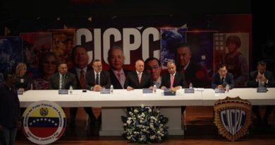 Ministro Diosdado Cabello condecoró a funcionarios del CICPC en su 23° aniversario