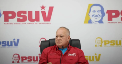 Diosdado Cabello: María Corina está loca porque la detengamos