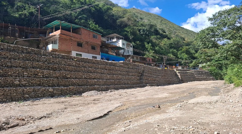 entregan-reparacion-falla-borde-municipio-santos-michelena