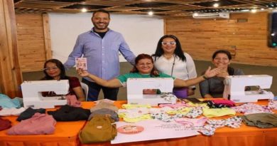 Plan Eva Perón favorece a productoras del área textil con entrega de equipos en Lara