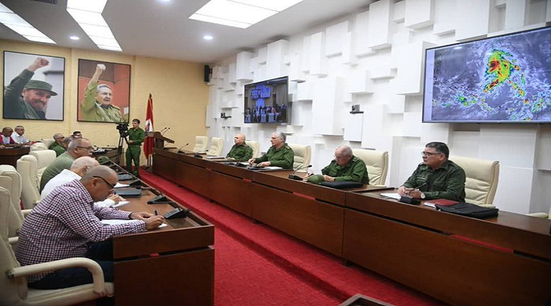 Autoridades cubana evalúan daños de huracán Rafael