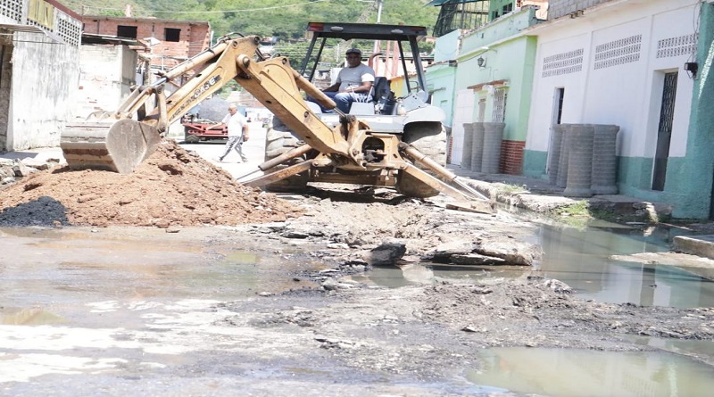 Sustitución de colectores de aguas residuales inicia en San Mateo