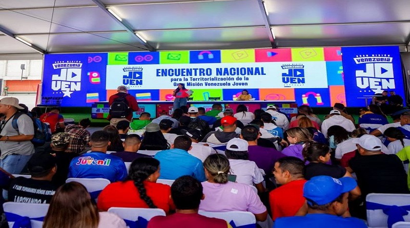 Plan de fortalecimiento del poder popular juvenil avanza en Caracas