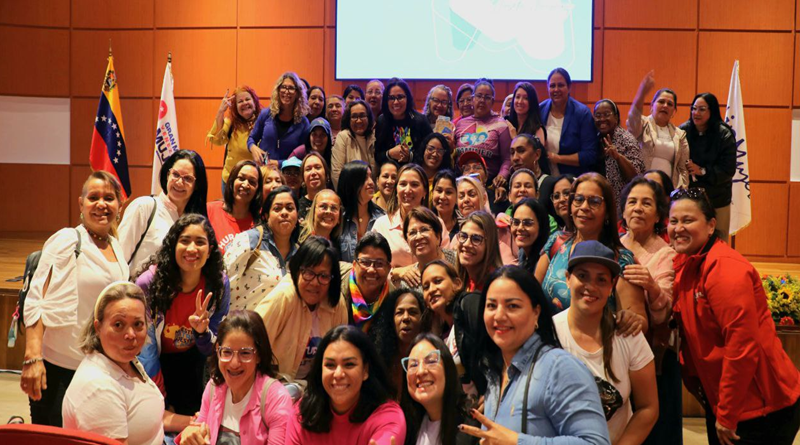 Lideresas presentan más de 40 propuestas para fortalecer los comités territoriales