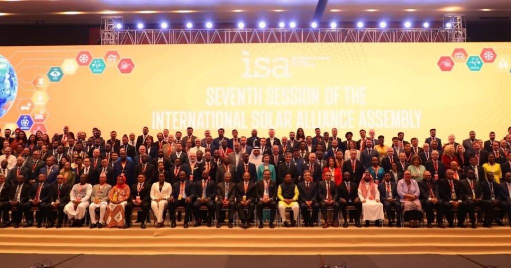 Venezuela participa en la Asamblea Alianza Solar Internacional en La India