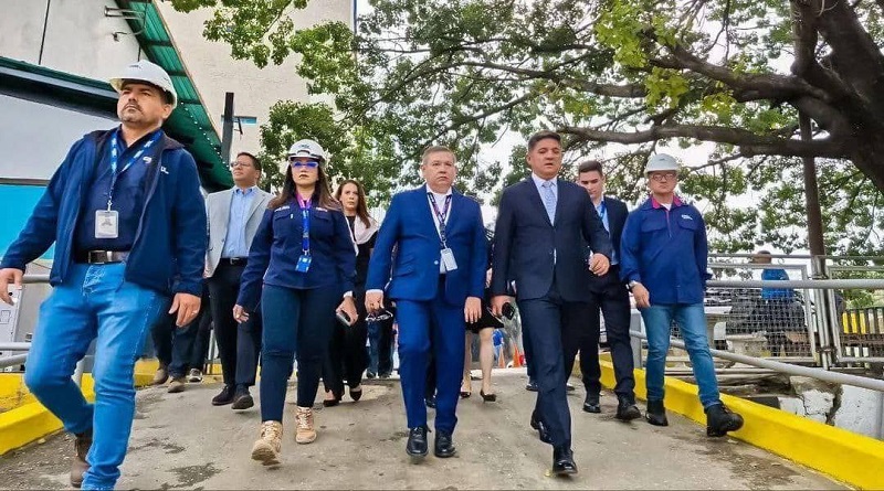 llega-venezuela-material-estrategico-expandir-fibra-optica