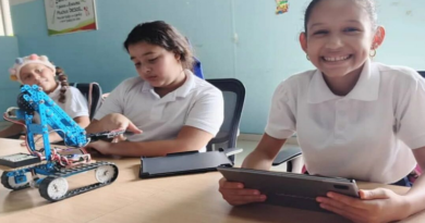 Jóvenes Anzoátegui exploran los temas de robótica en una jornada educativa