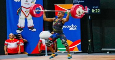 Venezuela inicia medallas con Pesas en Bolivarianos Ayacucho