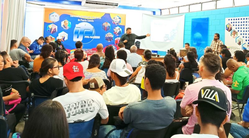 Ofrecen formación de inteligencia artificial a universitarios de Puerto Cabello
