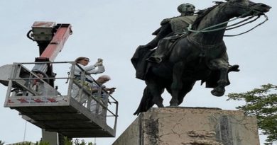 Abordan proyecto de restauración del Monumento Ecuestre de El Libertador en Roma