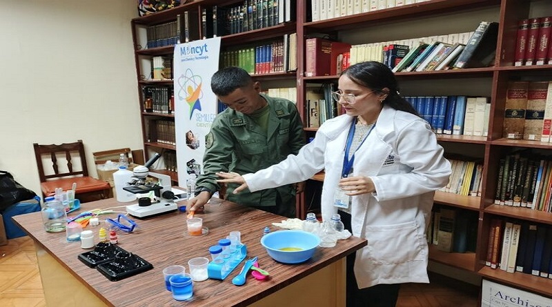 Mundo de la química inspira a estudiantes del Liceo Militar Libertador