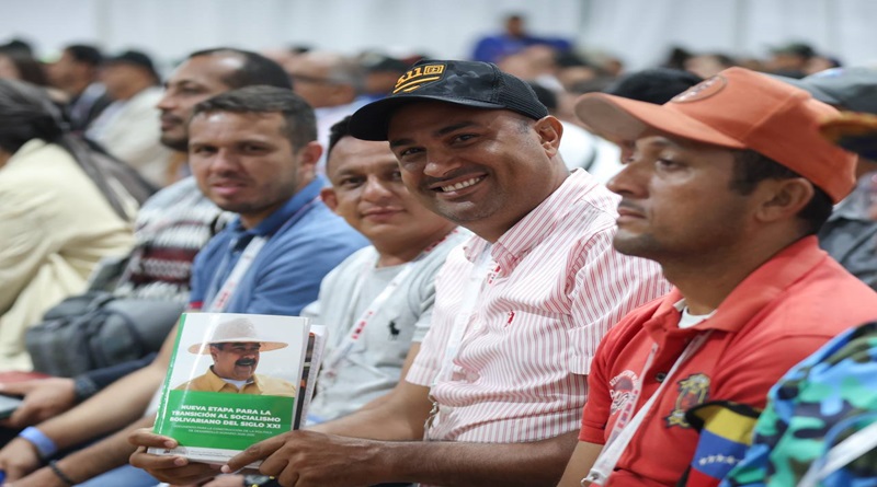 Pueblo venezolano va hacia una renovación profunda de la Revolución Bolivariana