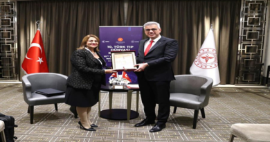 Türkiye y Cuba abordan cooperación en materia de salud