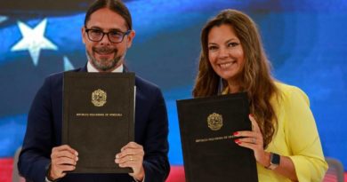 Venezuela firma convenio con la agencia de noticias rusa Sputnik