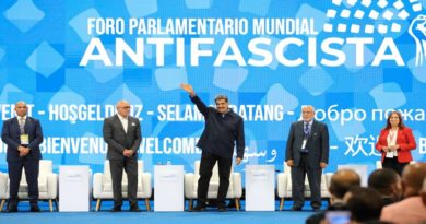 Presidente Maduro clausura primer Foro Parlamentario Mundial Antifascista