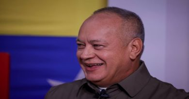 MAZAZO: Opositores reaccionan con rabia a mensajes de “La Sayo”