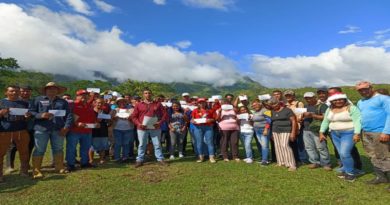 Gobierno Nacional otorga financiamientos a más de 200 caficultores de Cedeño