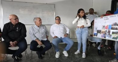 Proyectos comunitarios en Carrizal reciben financiamiento