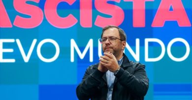Canciller Gil insta a movilizar a pueblos del mundo contra el fascismo