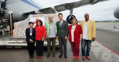 China entrega a Cuba un donativo de equipos para recuperar el sistema eléctrico