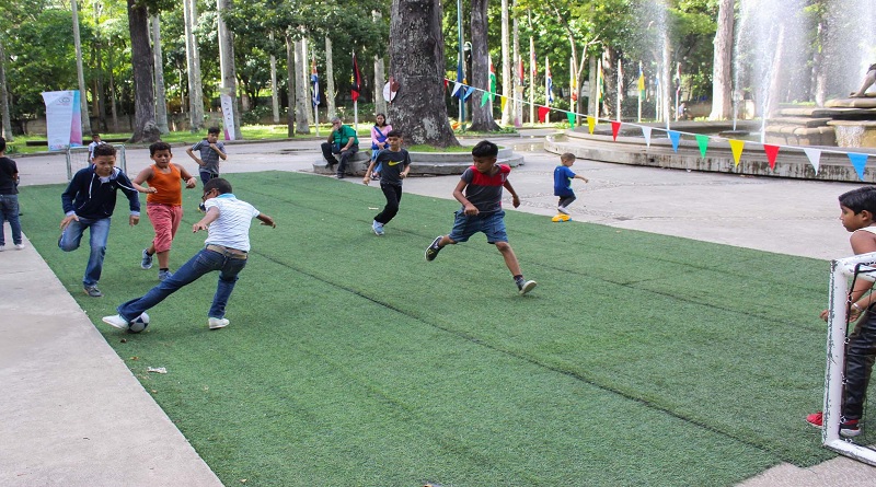 Caraqueños disfrutaron de espacios recreativos este 25 de diciembre