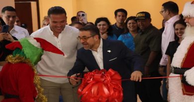 Inauguran Expo Bazar Navidad 2024 para el impulso de económico de Carabobo