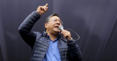 Presidente de Bolivia promete que el MAS derrotará a la derecha neoliberal