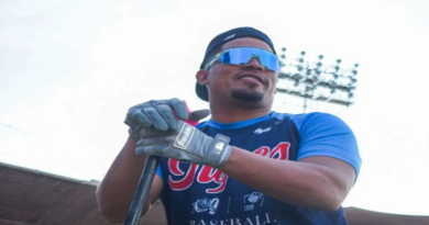 Tigres de Aragua hunde pitcheo de Tiburones de La Guaira