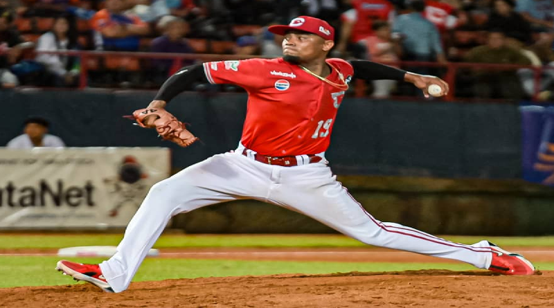 Adrián Almeida reverdece como abridor en Cardenales de Lara