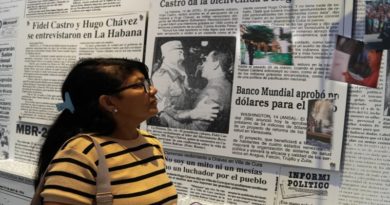 Cuartel 4F inaugura exposición ¨El Primer Abrazo¨ entre Chávez y Fidel