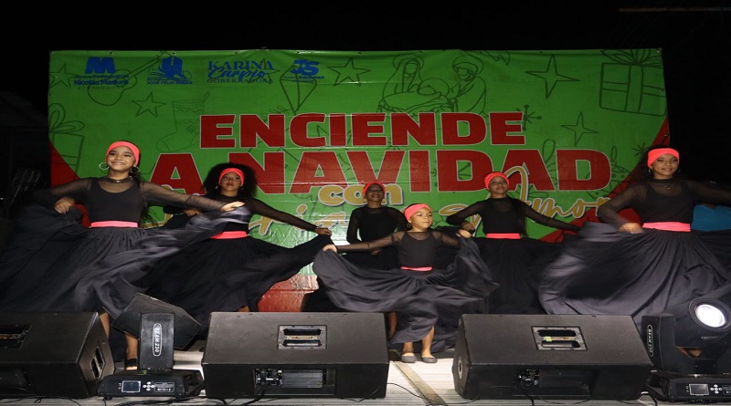 comunidad-portachuelo-celebra-navidad-encendido-luces-ribas